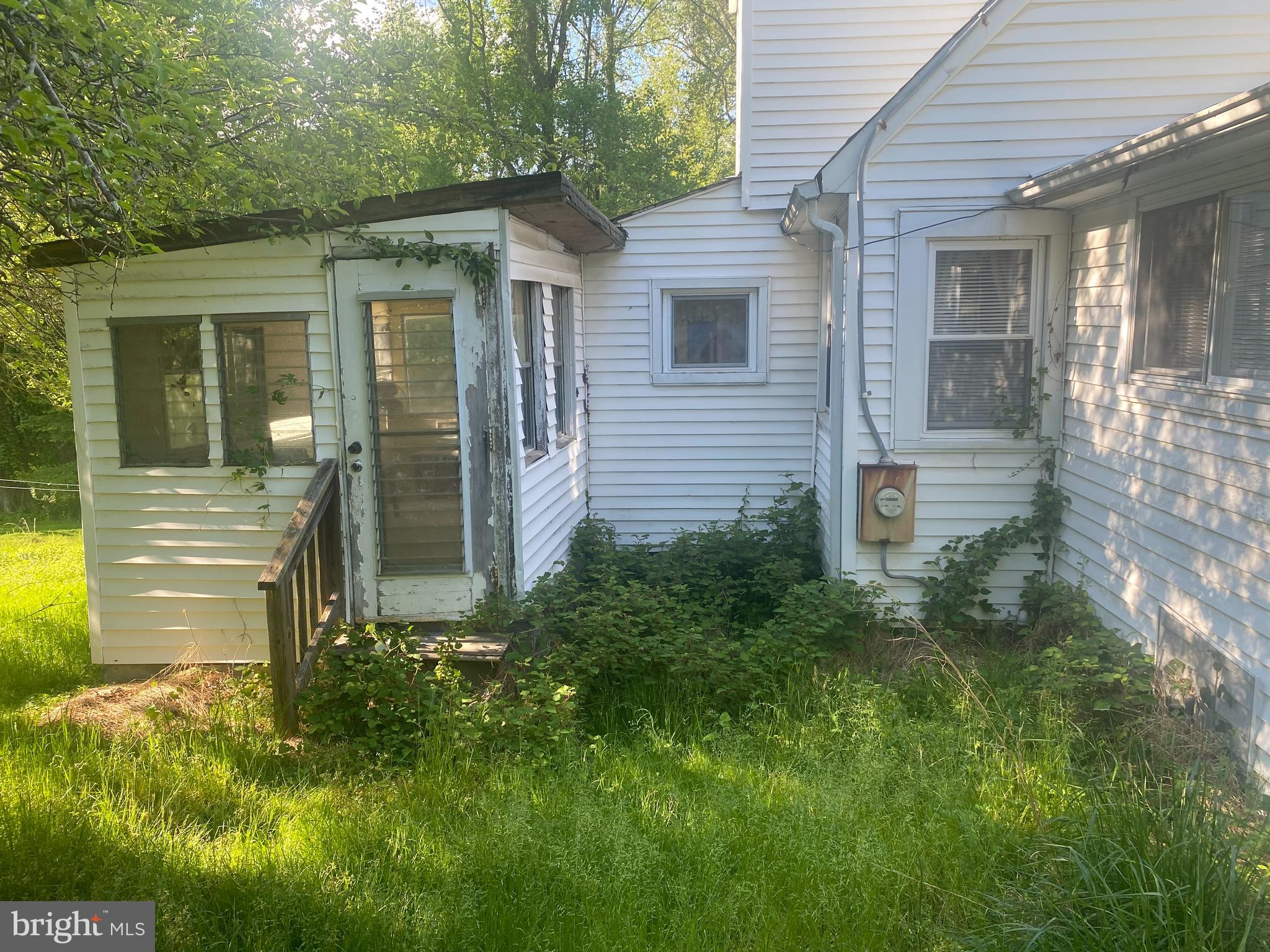 19110 Chandlee Mill Road Sandy Spring, MD 20860 - Photo 4 of 42 Gallery Image 4