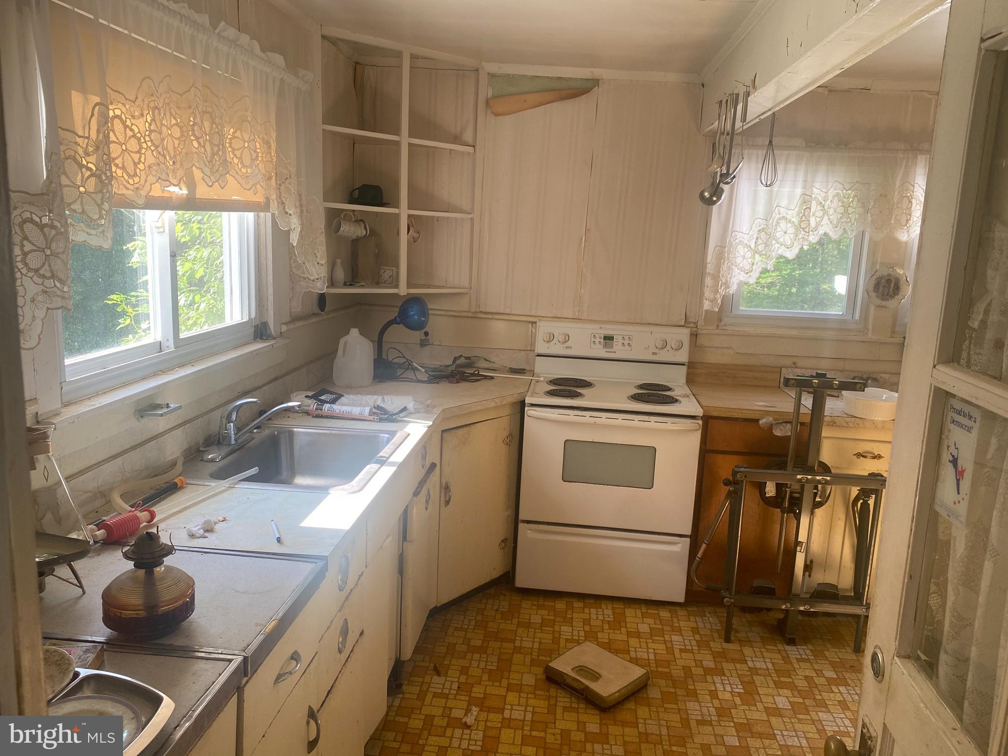19110 Chandlee Mill Road Sandy Spring, MD 20860 - Photo 8 of 42 Gallery Image 8