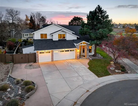 $900,000 | 8864 South Indian Creek Street, Highlands Ranch, CO 80126