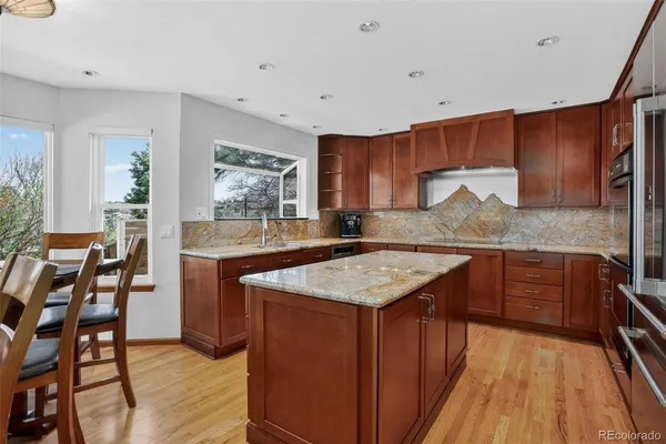 $900,000 | 8864 South Indian Creek Street, Highlands Ranch, CO 80126