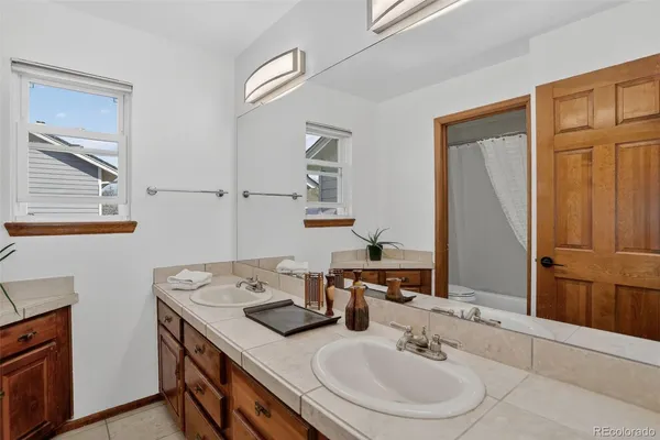 $900,000 | 8864 South Indian Creek Street, Highlands Ranch, CO 80126