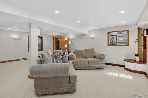 $900,000 | 8864 South Indian Creek Street, Highlands Ranch, CO 80126