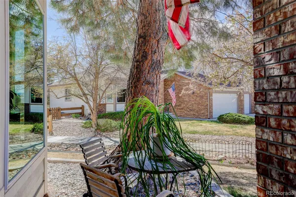 $900,000 | 8864 South Indian Creek Street, Highlands Ranch, CO 80126