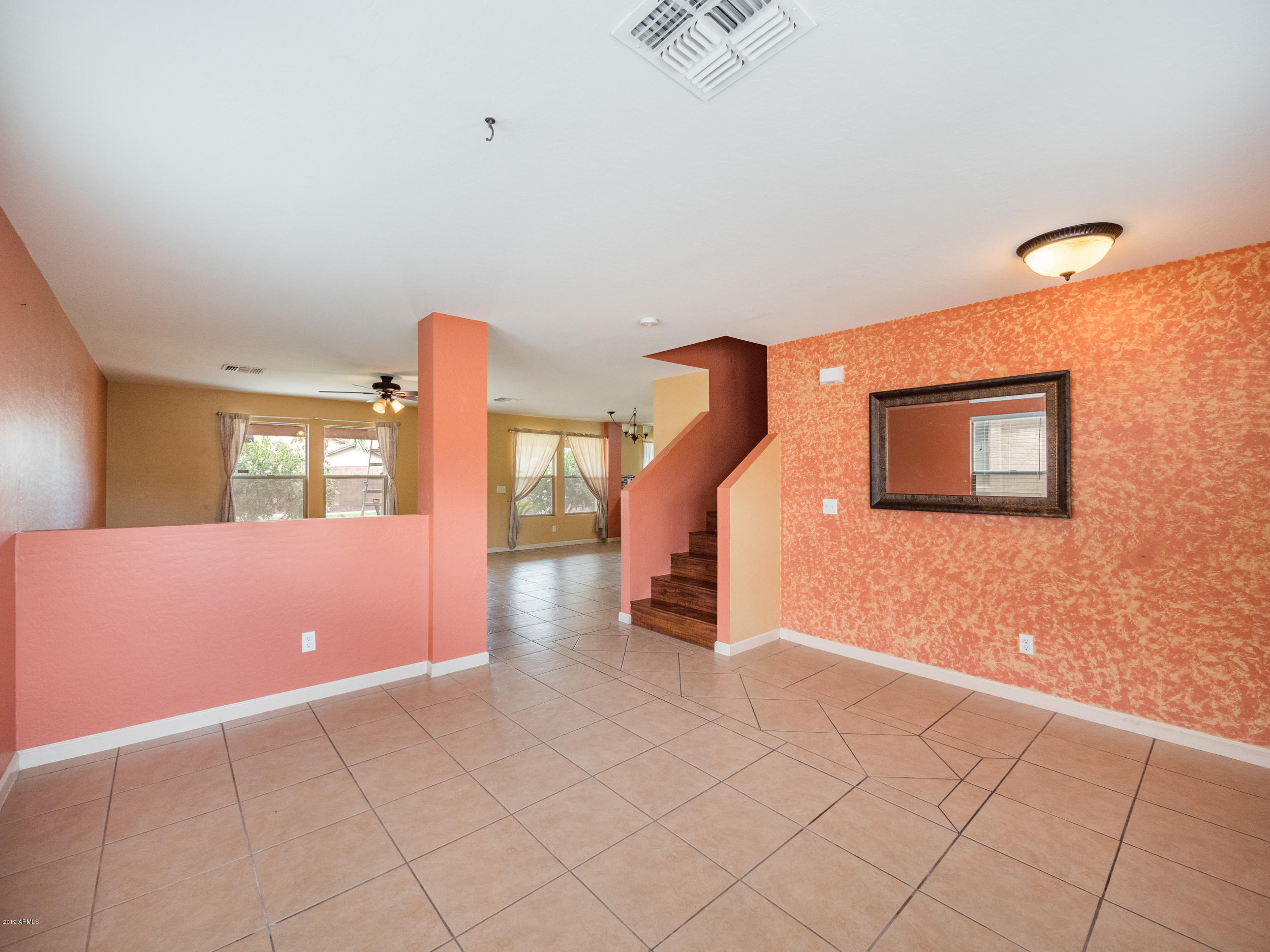 3148 West Carson Road Phoenix, AZ 85041 - Photo 11 of 44 Formal Living