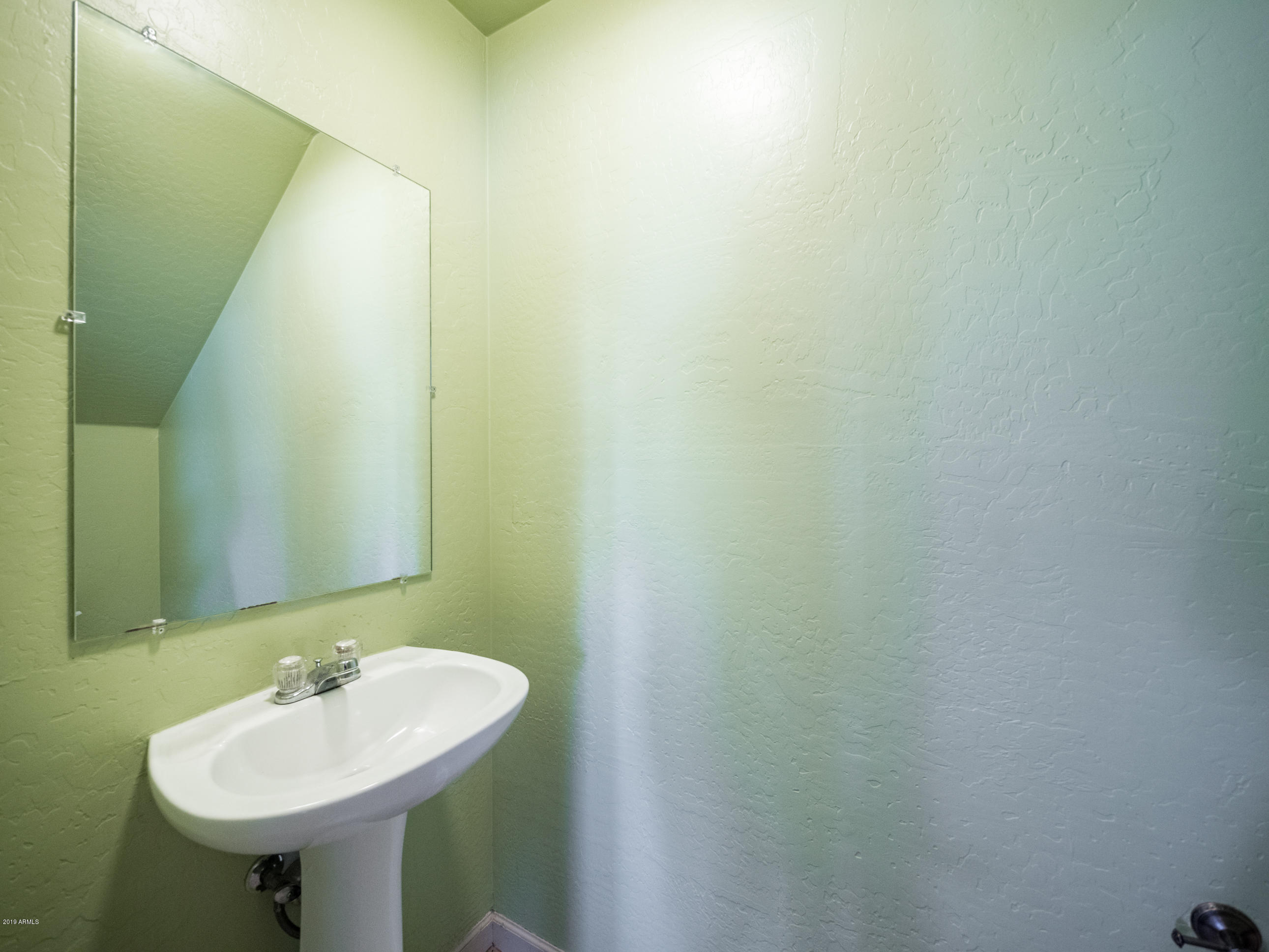 3148 West Carson Road Phoenix, AZ 85041 - Photo 22 of 44 Half Bath