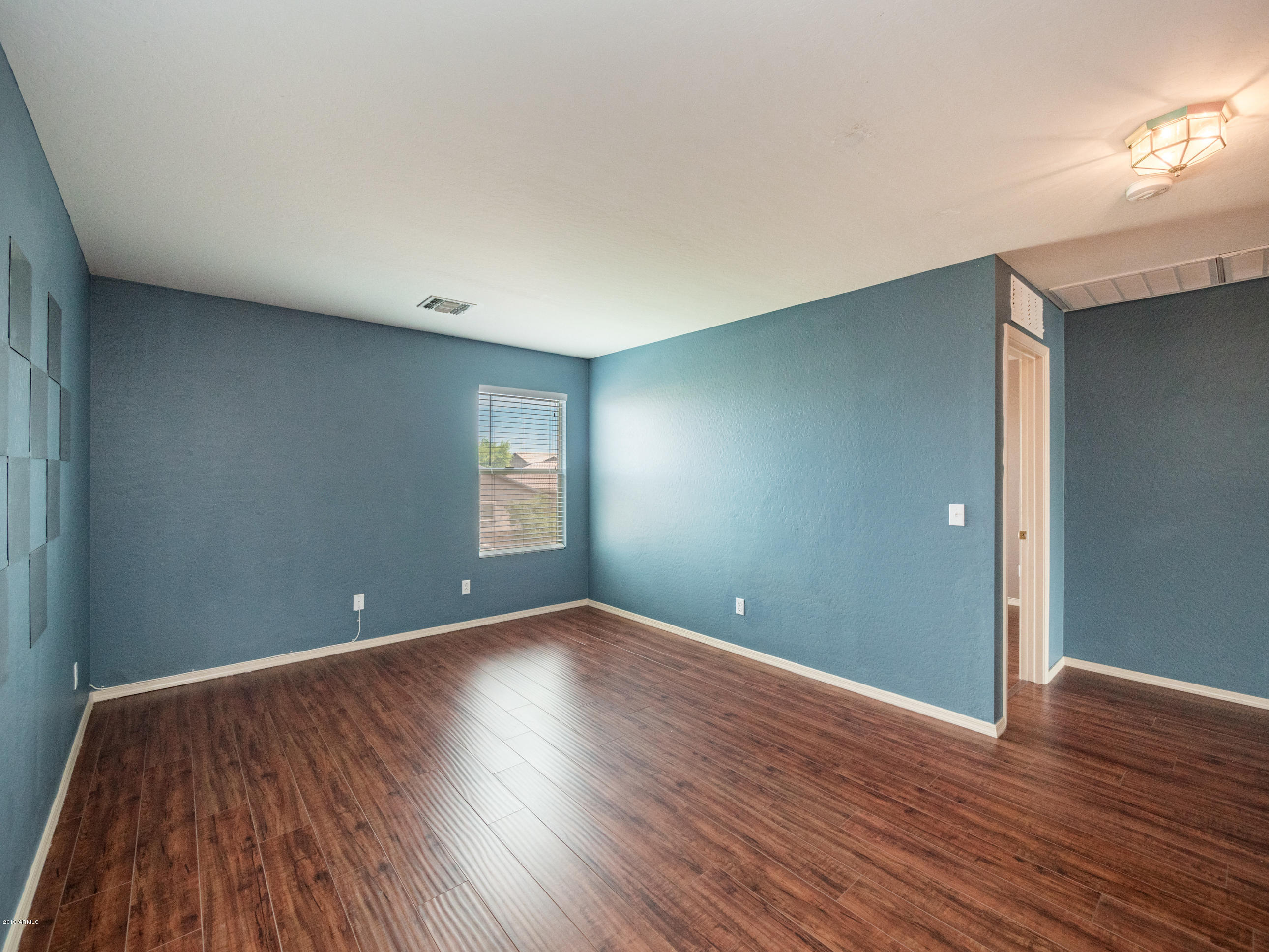 3148 West Carson Road Phoenix, AZ 85041 - Photo 35 of 44 Loft