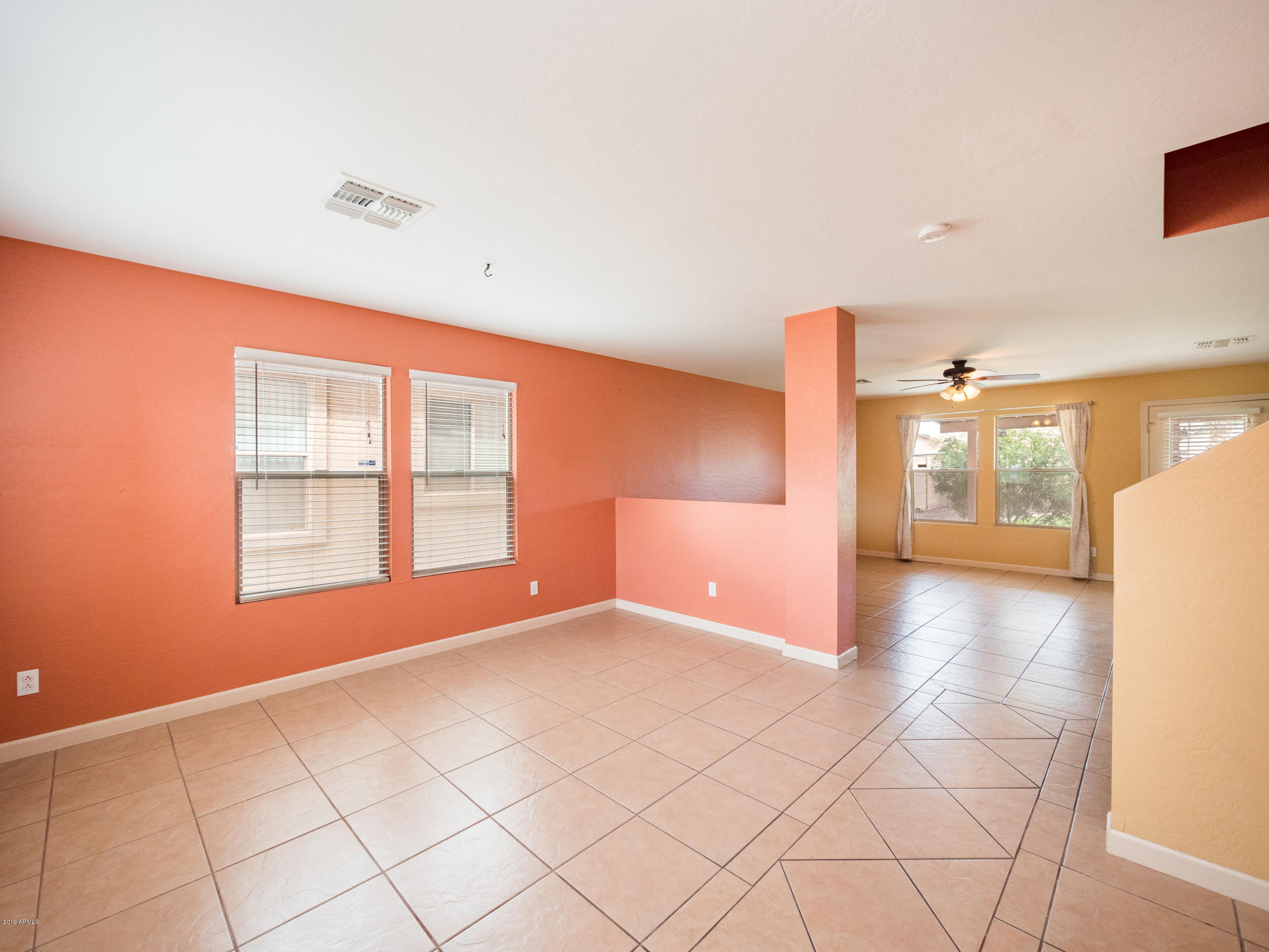 3148 West Carson Road Phoenix, AZ 85041 - Photo 10 of 44 Formal Living