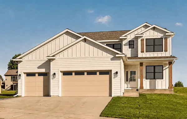 $647,500 | 3435 Stonehedge Drive Northeast, Rochester, MN 55906