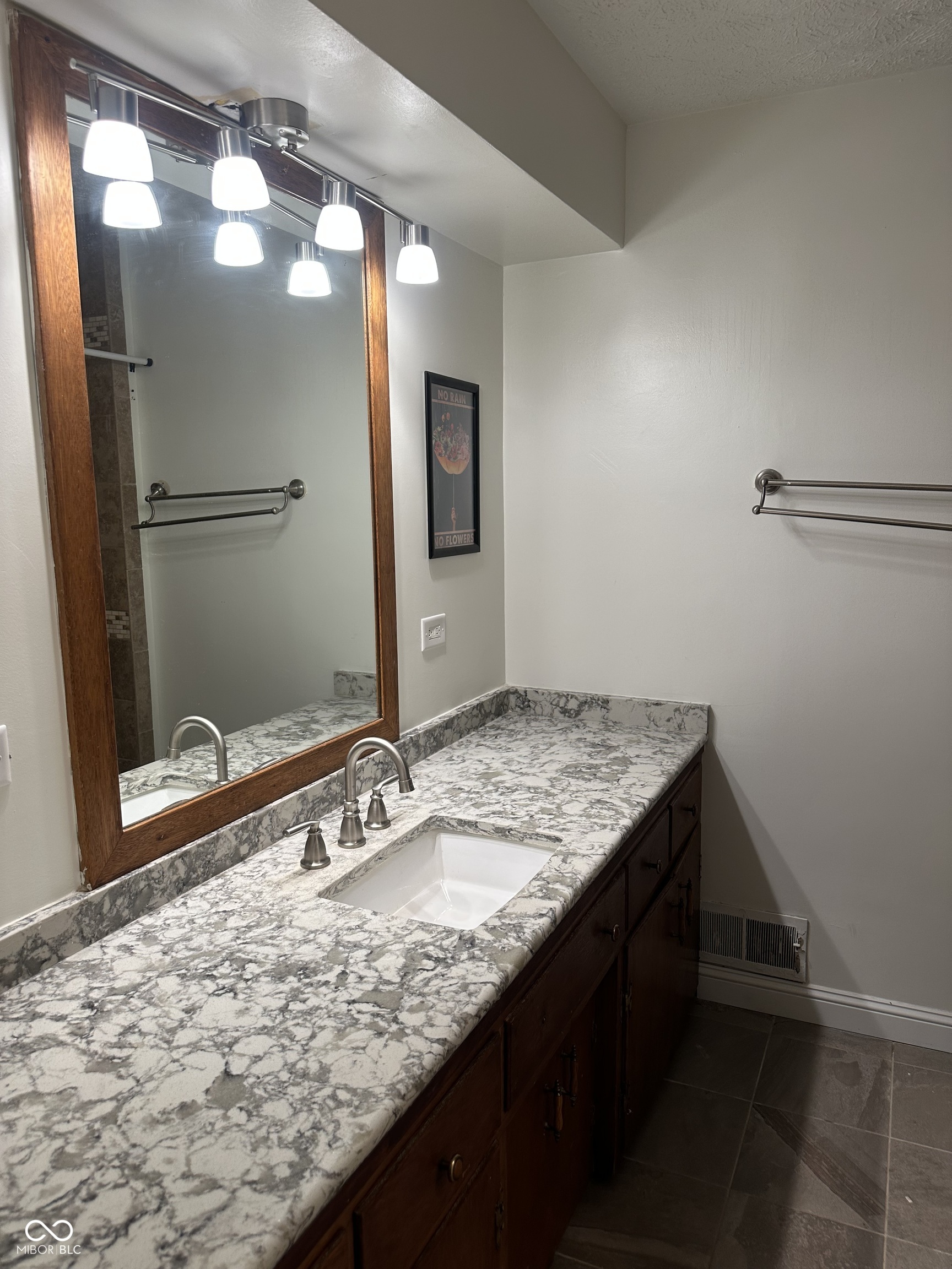 2449 Cartersburg Road Danville, IN 46122 - Photo 11 of 13