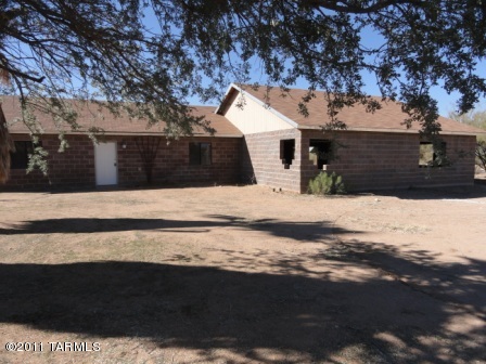 7510 North Gemstone Road Tucson, AZ 85743 - Photo 3 of 22 Gallery Image 3