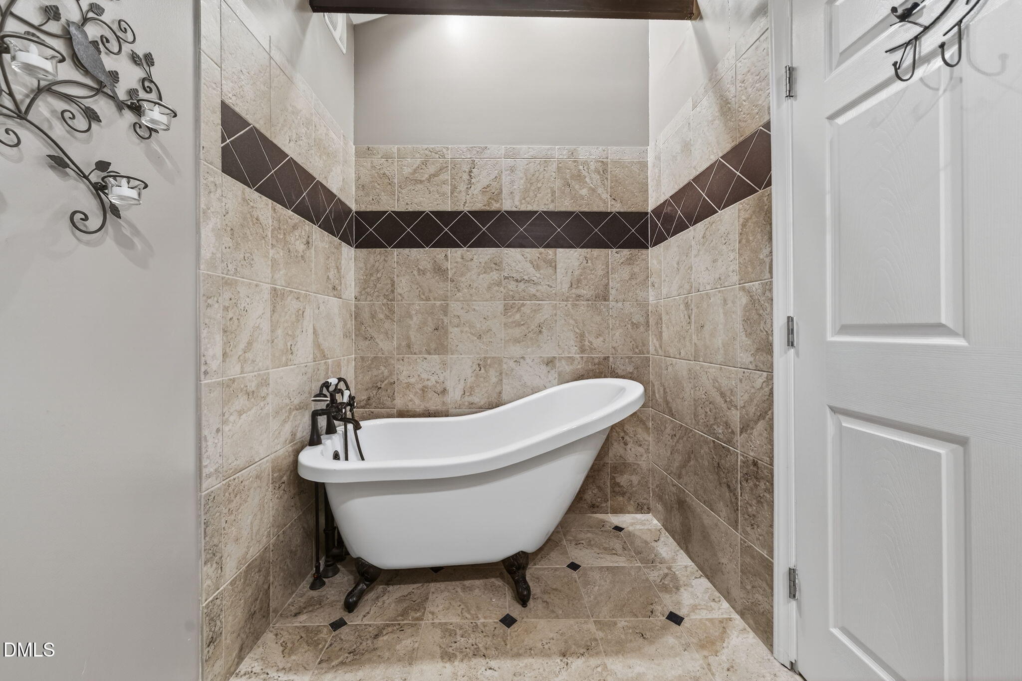 1341 Swallow Drive Raleigh, NC 27606 - Photo 24 of 48 31-web-or-mls-1341 Swallow-29