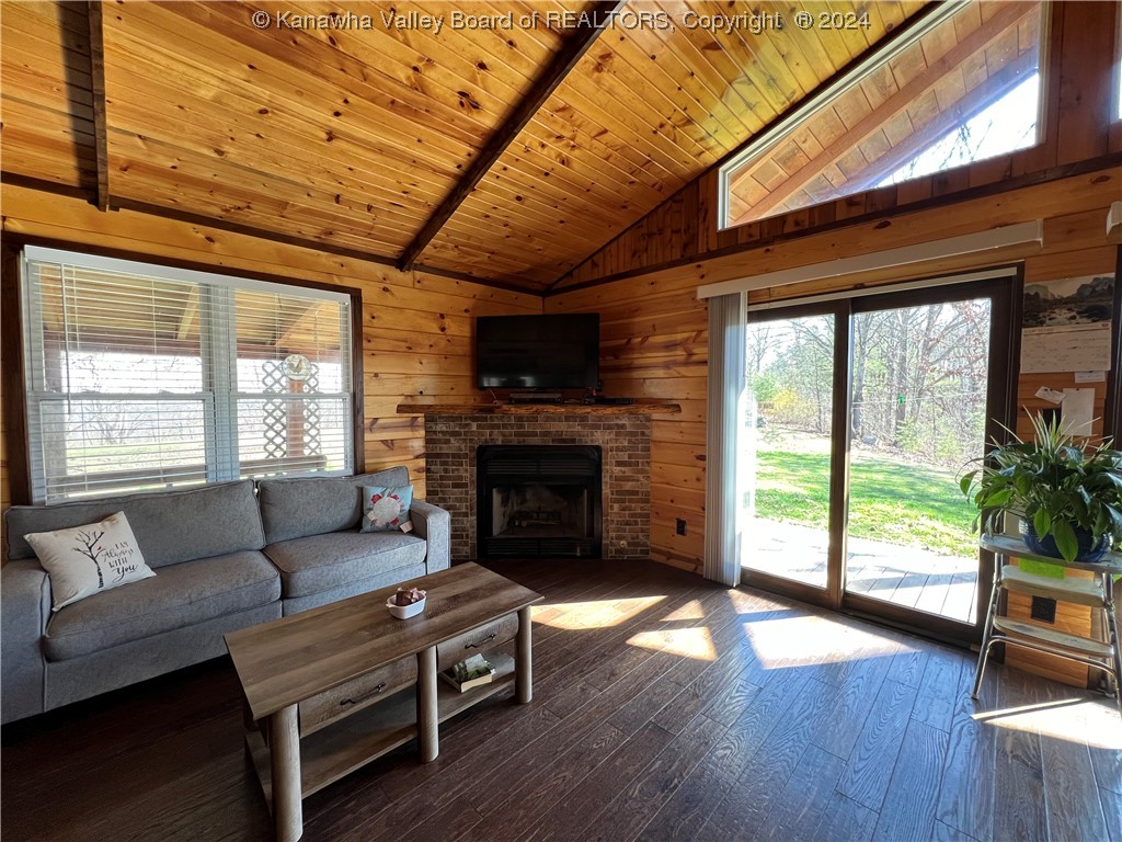 2822 Bowles Ridge Road Liberty, WV 25124 - Photo 10 of 50 Gallery Image 10