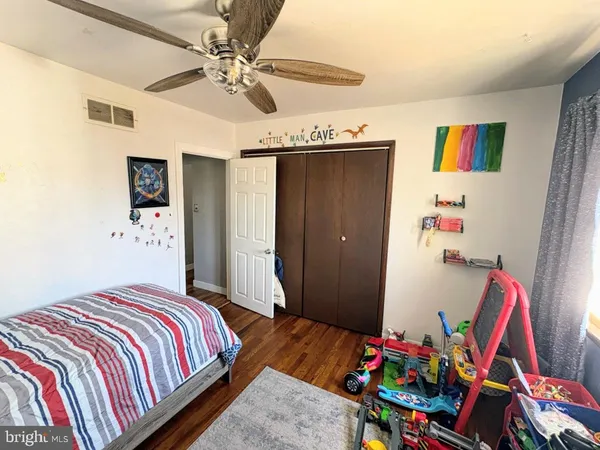 $299,999 | 325 Jefferson Avenue, New Castle, DE 19720