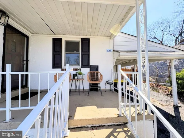 $299,999 | 325 Jefferson Avenue, New Castle, DE 19720