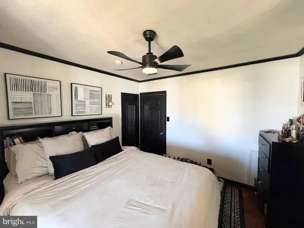 $299,999 | 325 Jefferson Avenue, New Castle, DE 19720