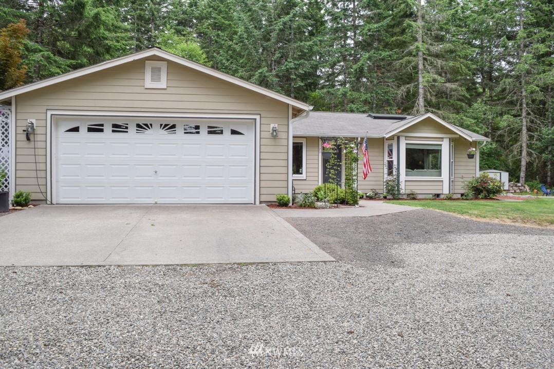 20 East Richardson Road Belfair, WA 98528 - Photo 2 of 40 Gallery Image 2
