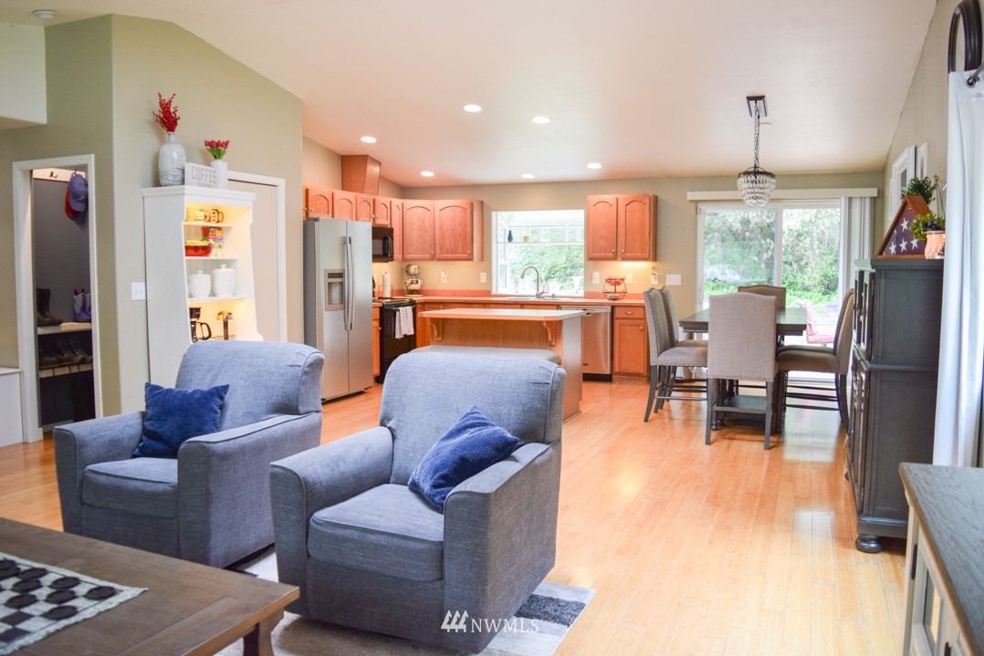 20 East Richardson Road Belfair, WA 98528 - Photo 11 of 40 Gallery Image 11