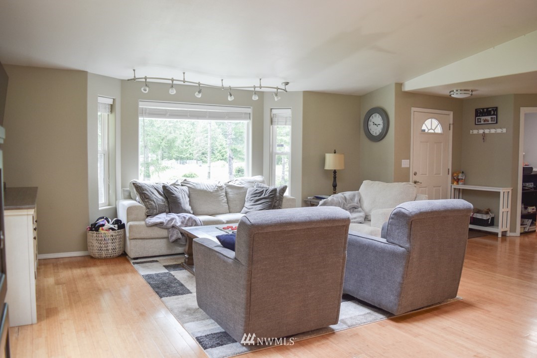 20 East Richardson Road Belfair, WA 98528 - Photo 6 of 40 Gallery Image 6