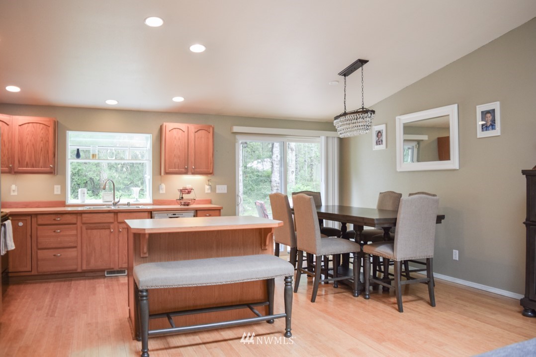 20 East Richardson Road Belfair, WA 98528 - Photo 9 of 40 Gallery Image 9