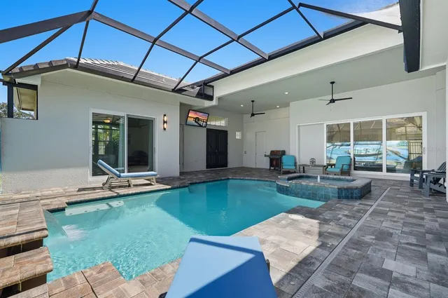 $899,000 | 17 New Leatherwood Drive, Palm Coast, FL 32137