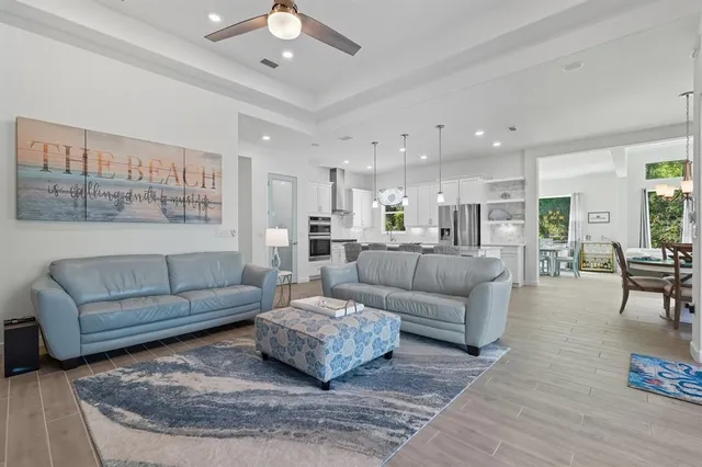 $899,000 | 17 New Leatherwood Drive, Palm Coast, FL 32137