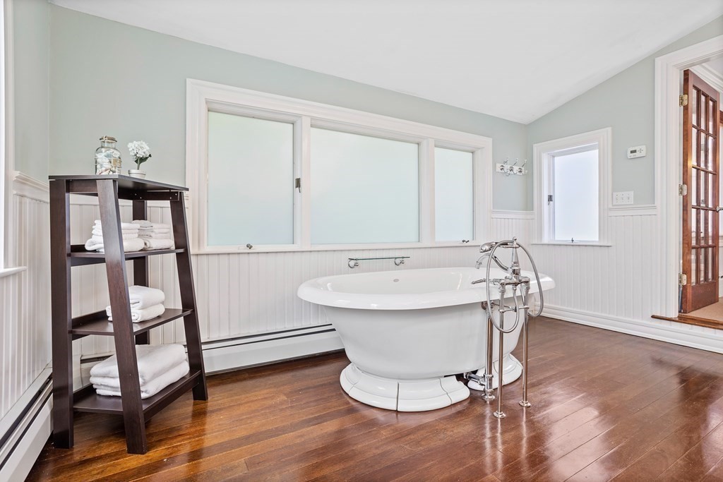 113 Sampson Road Bolton, MA 01740 - Photo 14 of 34