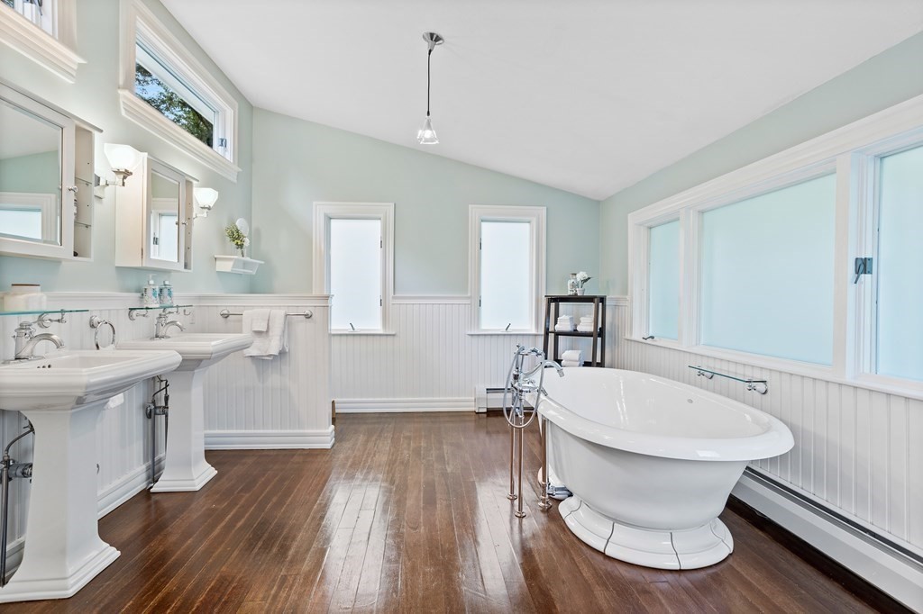 113 Sampson Road Bolton, MA 01740 - Photo 15 of 34