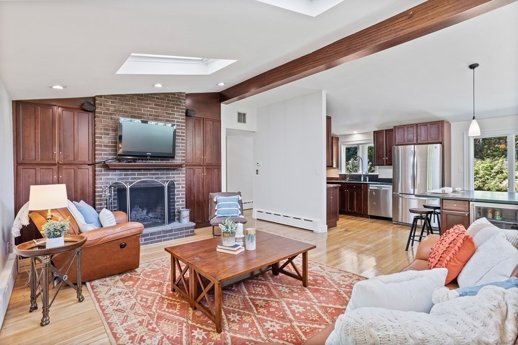 113 Sampson Road Bolton, MA 01740 - Photo 7 of 34