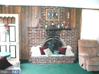 2012 Fuller Street Philadelphia, PA 19152 - Photo 3 of 6 Gallery Image 3