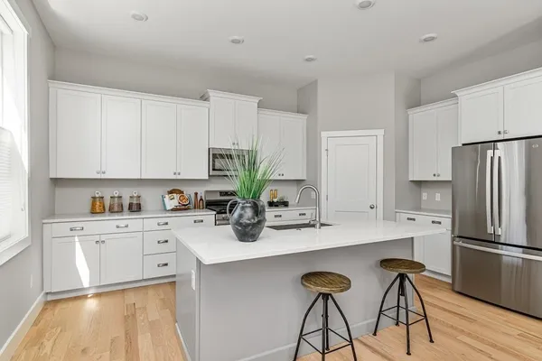 $798,000 | 71 Elm Street, Unit SM43, South Burlington, VT 05403