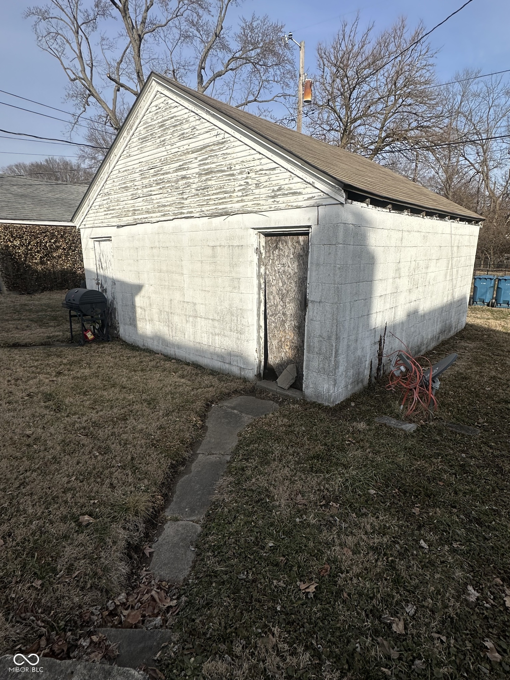 4017-4019 Clarendon Road Indianapolis, IN 46208 - Photo 5 of 26 Gallery Image 5