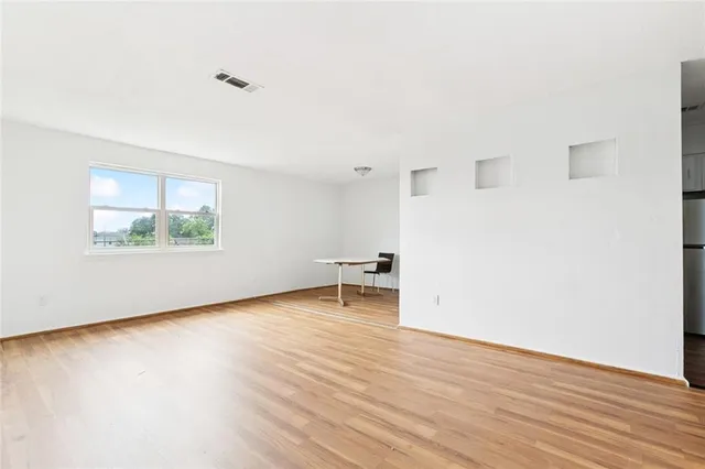 $400,000 | 953 East Monterey Court, Gretna, LA 70056