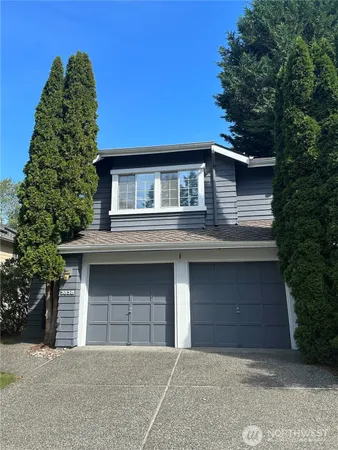 $3,995 | 3538 252nd Place Southeast, Issaquah, WA 98029
