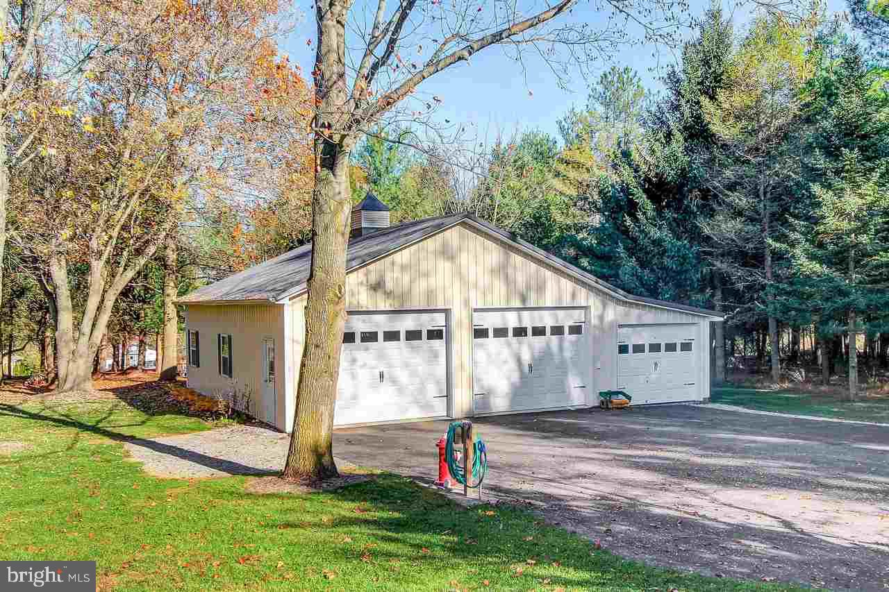 18169 Ridge Meadow Road Stewartstown, PA 17363 - Photo 29 of 34 Gallery Image 29