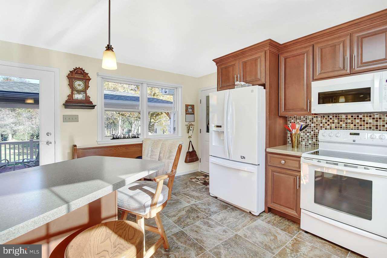 18169 Ridge Meadow Road Stewartstown, PA 17363 - Photo 7 of 34 Gallery Image 7