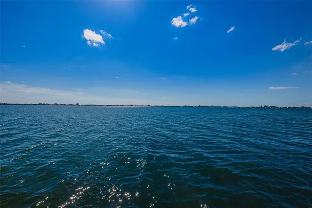 $280,000 | 3010 59th Street South, Unit 302, Gulfport, FL 33707