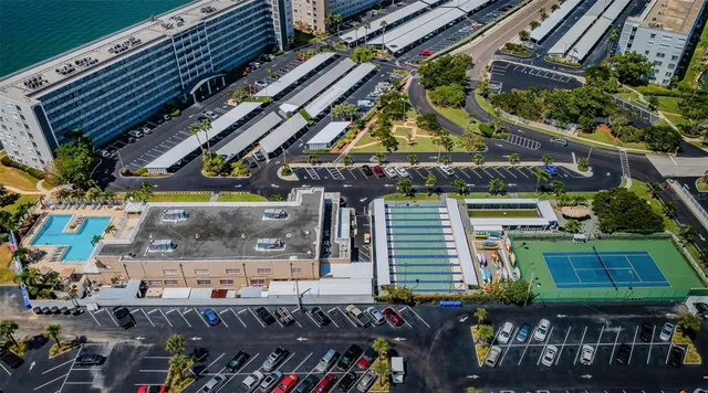 $280,000 | 3010 59th Street South, Unit 302, Gulfport, FL 33707