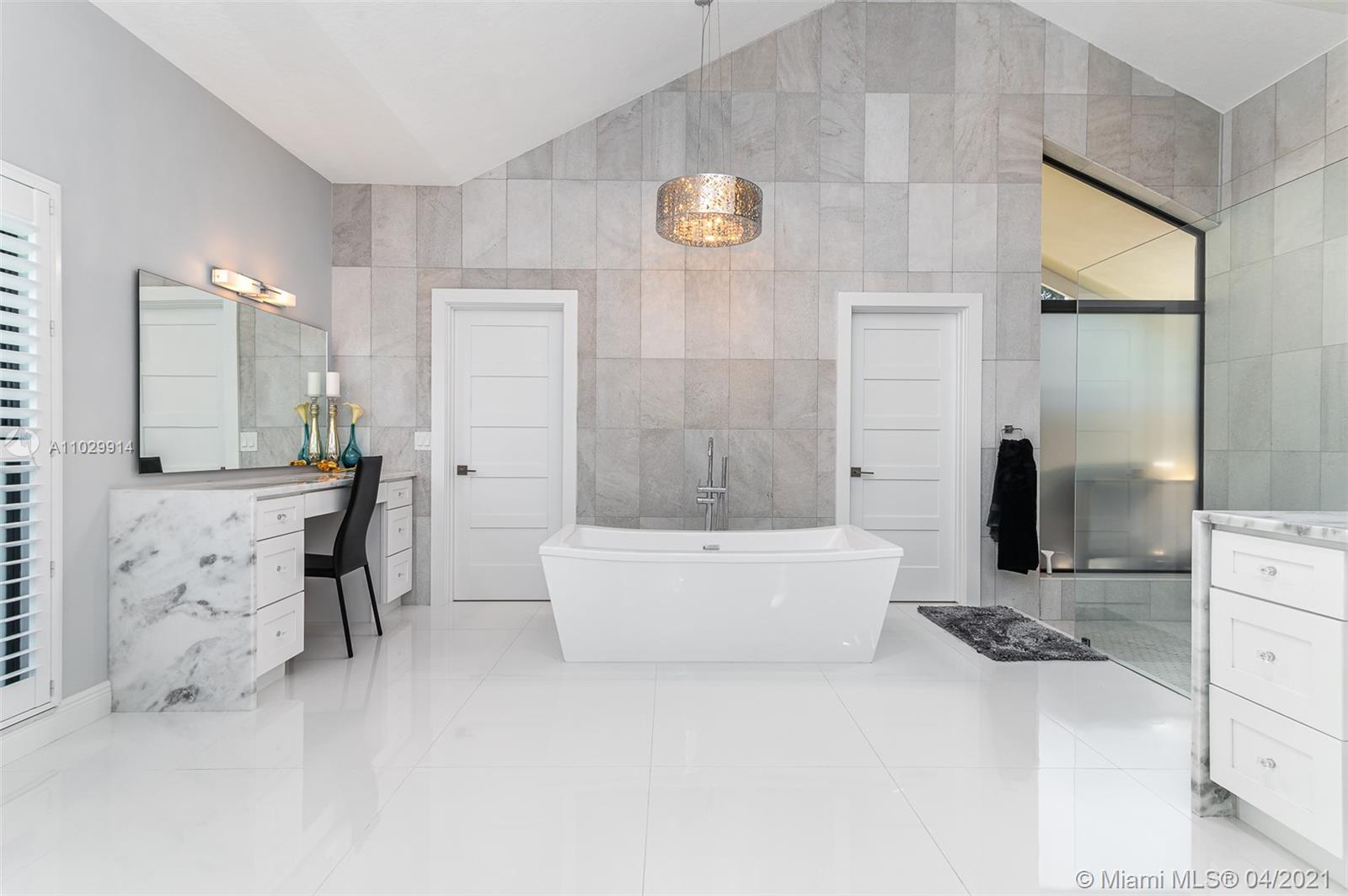 576 Sandpiper Way Boca Raton, FL 33431 - Photo 17 of 32