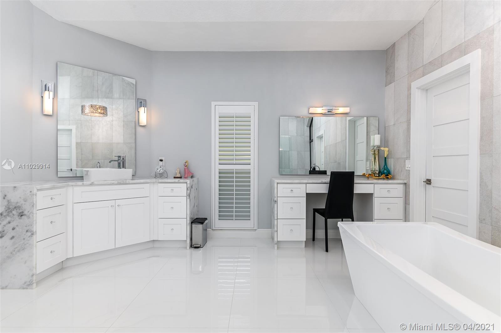 576 Sandpiper Way Boca Raton, FL 33431 - Photo 18 of 32