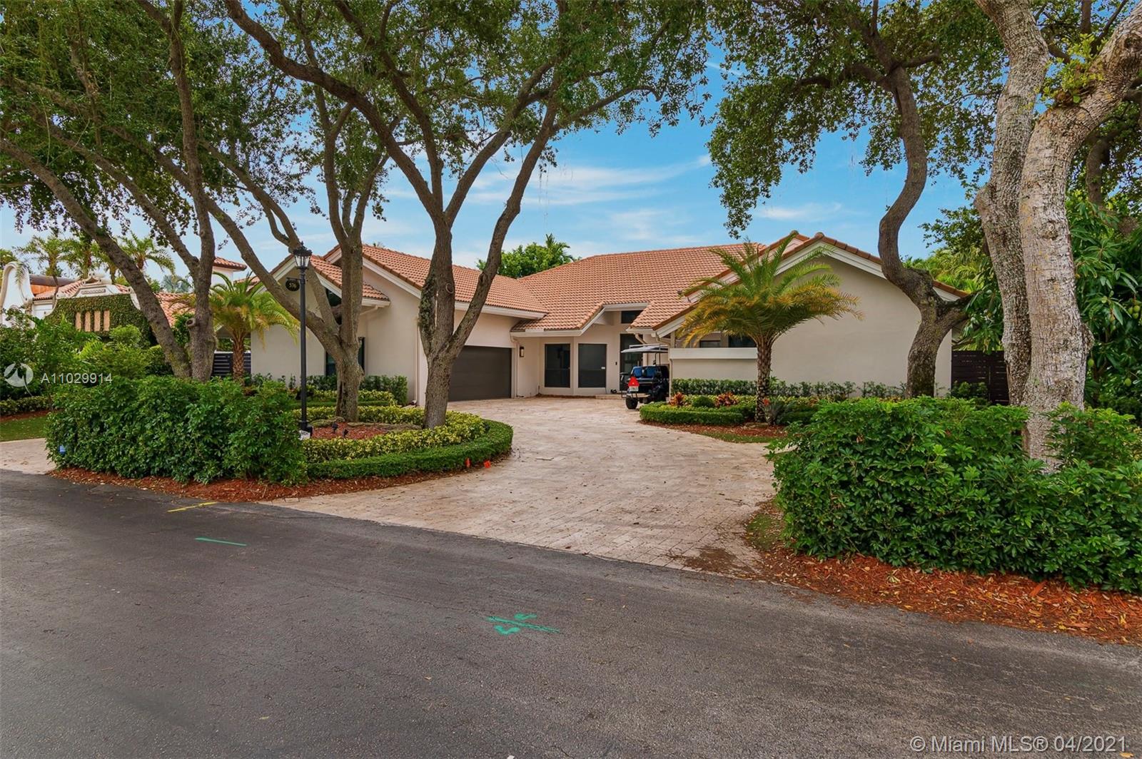 576 Sandpiper Way Boca Raton, FL 33431 - Photo 3 of 32