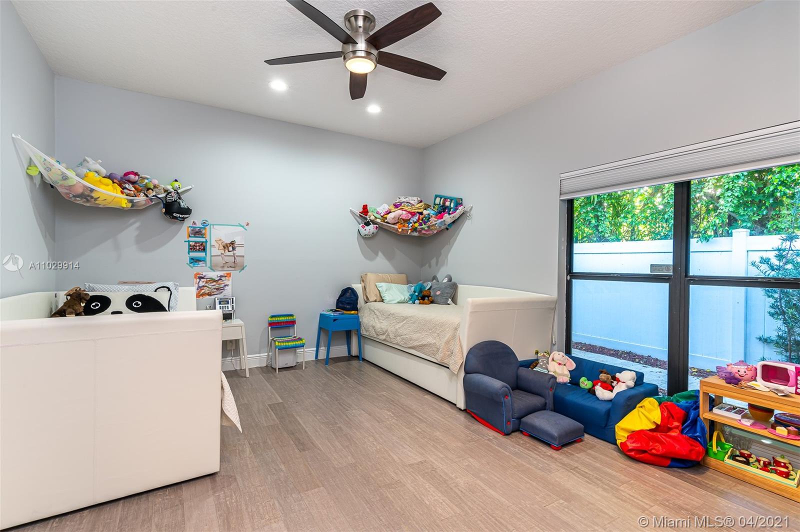576 Sandpiper Way Boca Raton, FL 33431 - Photo 23 of 32