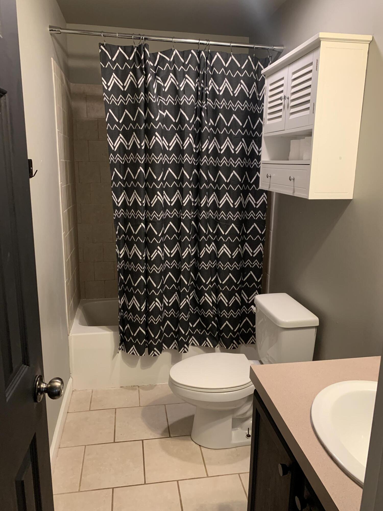 103 Taylor Tyree Road Rocky Mount, VA 24151 - Photo 29 of 35 30 Full Hall Bath