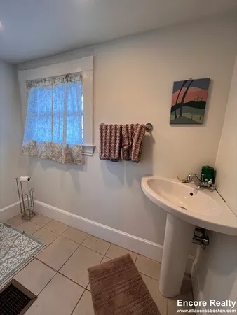 $6,750 | 9 Kenwood Street, Unit 1, Brookline, MA 02446