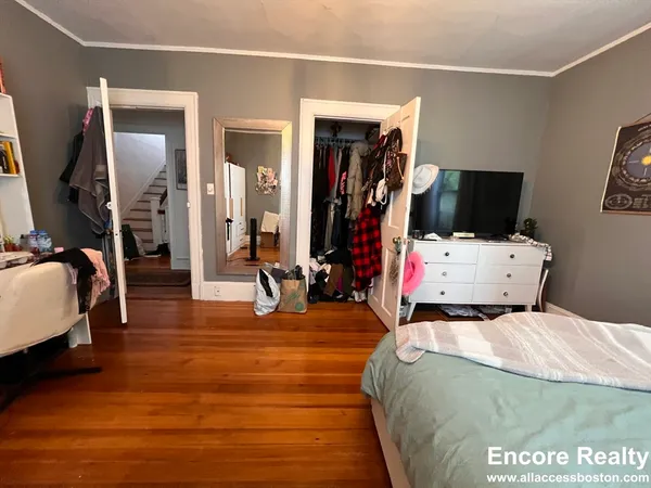 $6,750 | 9 Kenwood Street, Unit 1, Brookline, MA 02446