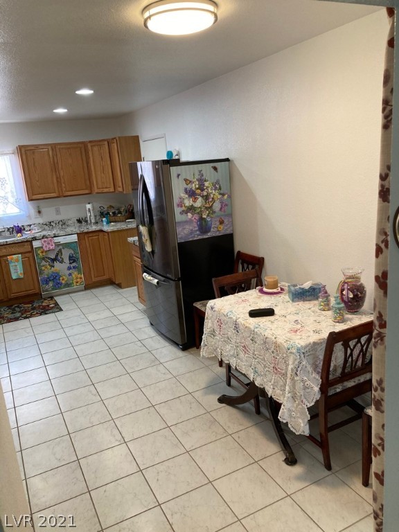 237 Bahama Road Las Vegas, NV 89145 - Photo 12 of 42 Gallery Image 12