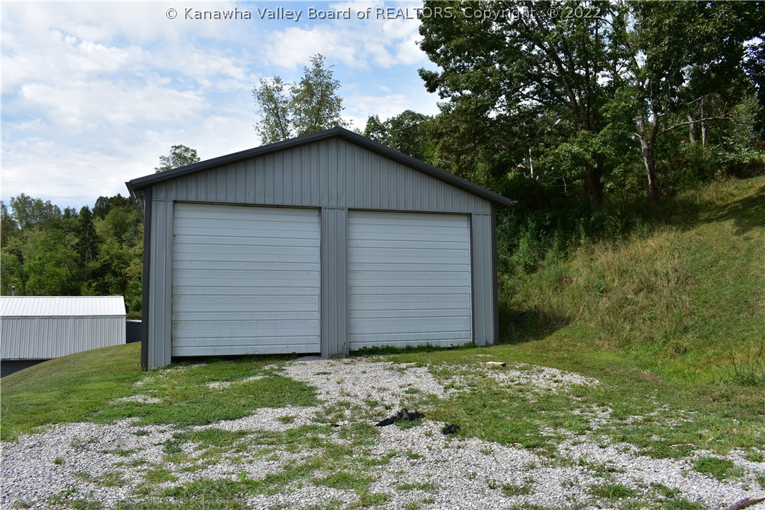 2179 New Hope Road Elkview, WV 25071 - Photo 20 of 23 Gallery Image 20