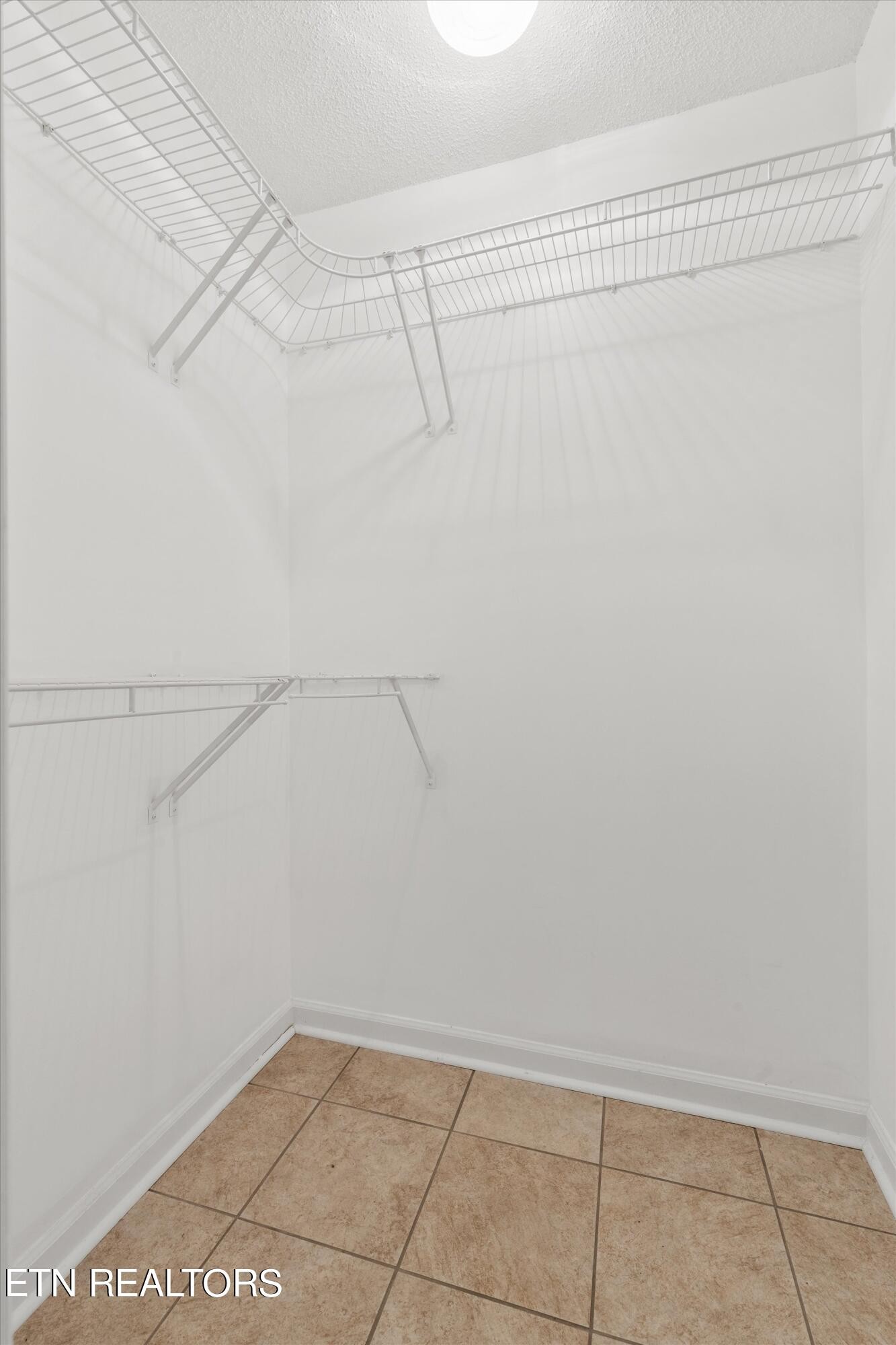 3405 Laurel View Road Knoxville, TN 37917 - Photo 21 of 31 Gallery Image 21