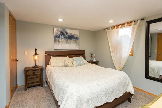 $250,000 | 623 Washington Avenue, Fairmont, MN 56031