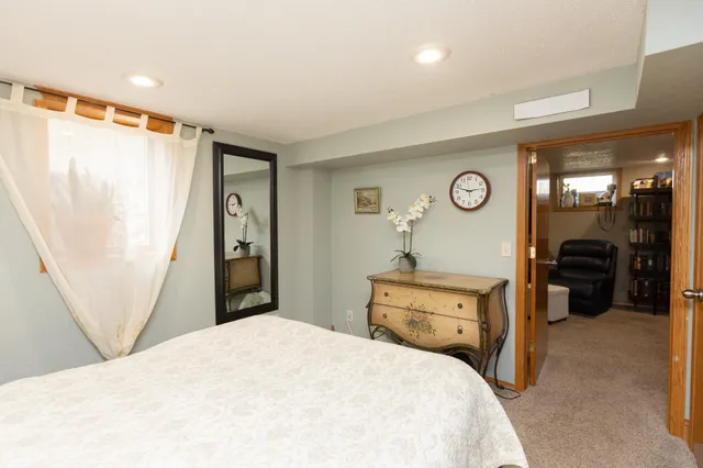 $250,000 | 623 Washington Avenue, Fairmont, MN 56031