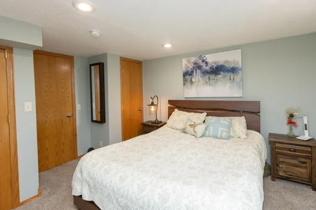 $250,000 | 623 Washington Avenue, Fairmont, MN 56031